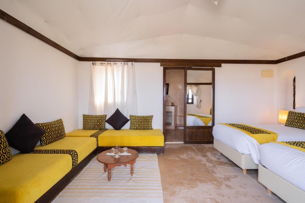 Safa Boulaouane Hotel Douar Annbirat Bagian luar foto